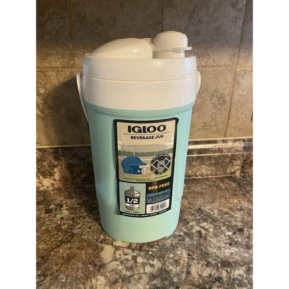 IGLOO 1/2 Gallon Sport Beverage Jug New - Picture 1 of 9